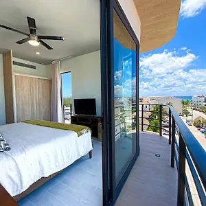 Apartment Beautiful + Luxury + Ocean View + Pool, Playa del Carmen
